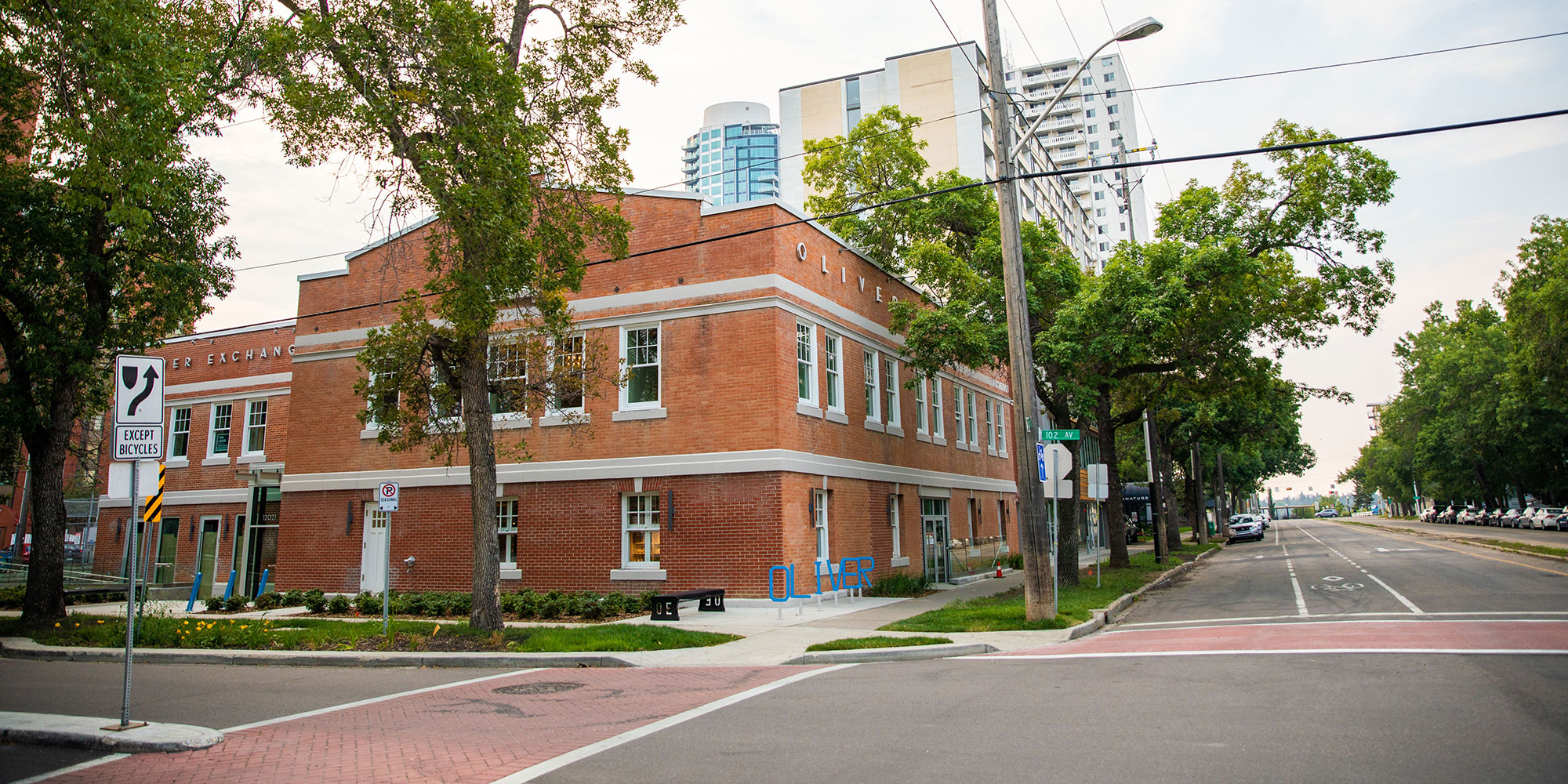 Downtown and Oliver: Central Options for Office Workers