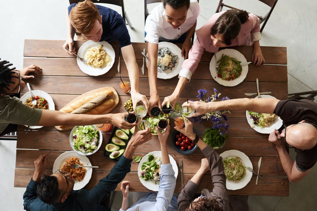 Best Nutrition Habits for Busy Edmonton Professionals: A Local Guide to Eating Well on Limited Time