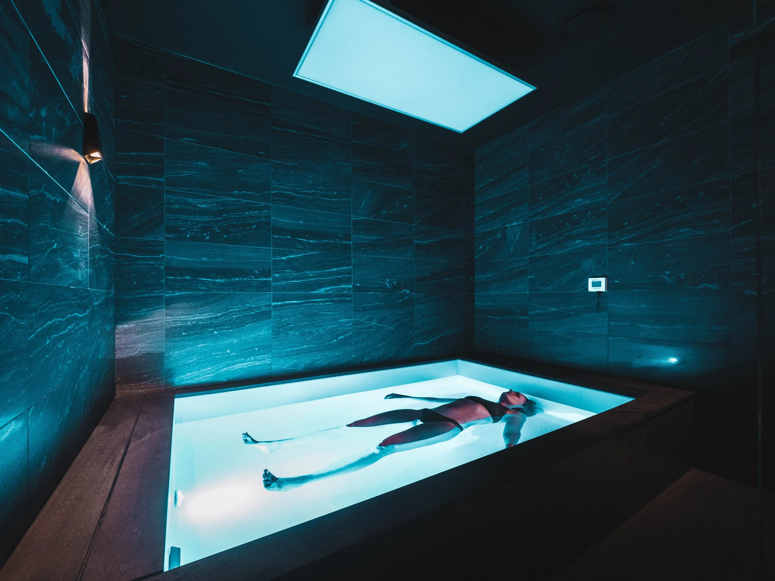 What Is Float Tank Therapy and How Does It Work: An Edmonton Guide to Sensory Deprivation What to Expect During Your First Float