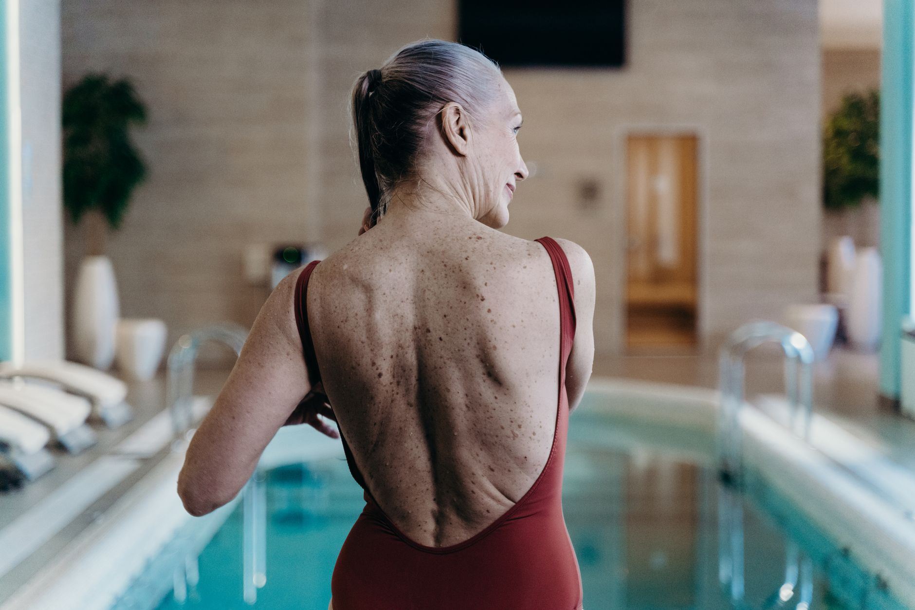Building a Winter Swimming Routine That Actually Works