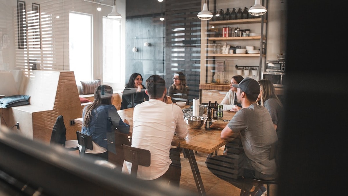 How to Build a Wellness Routine When You Work a Corporate Job in Edmonton: A Step-by-Step Guide