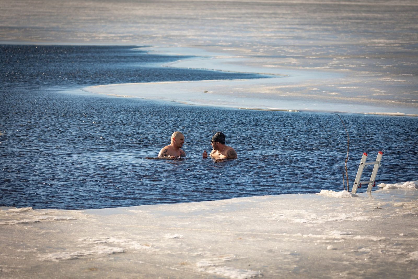 Best Recovery Methods After Outdoor Activities in Edmonton: The Complete Guide Cold Therapy: Cold Plunges and Cryotherapy Around the City