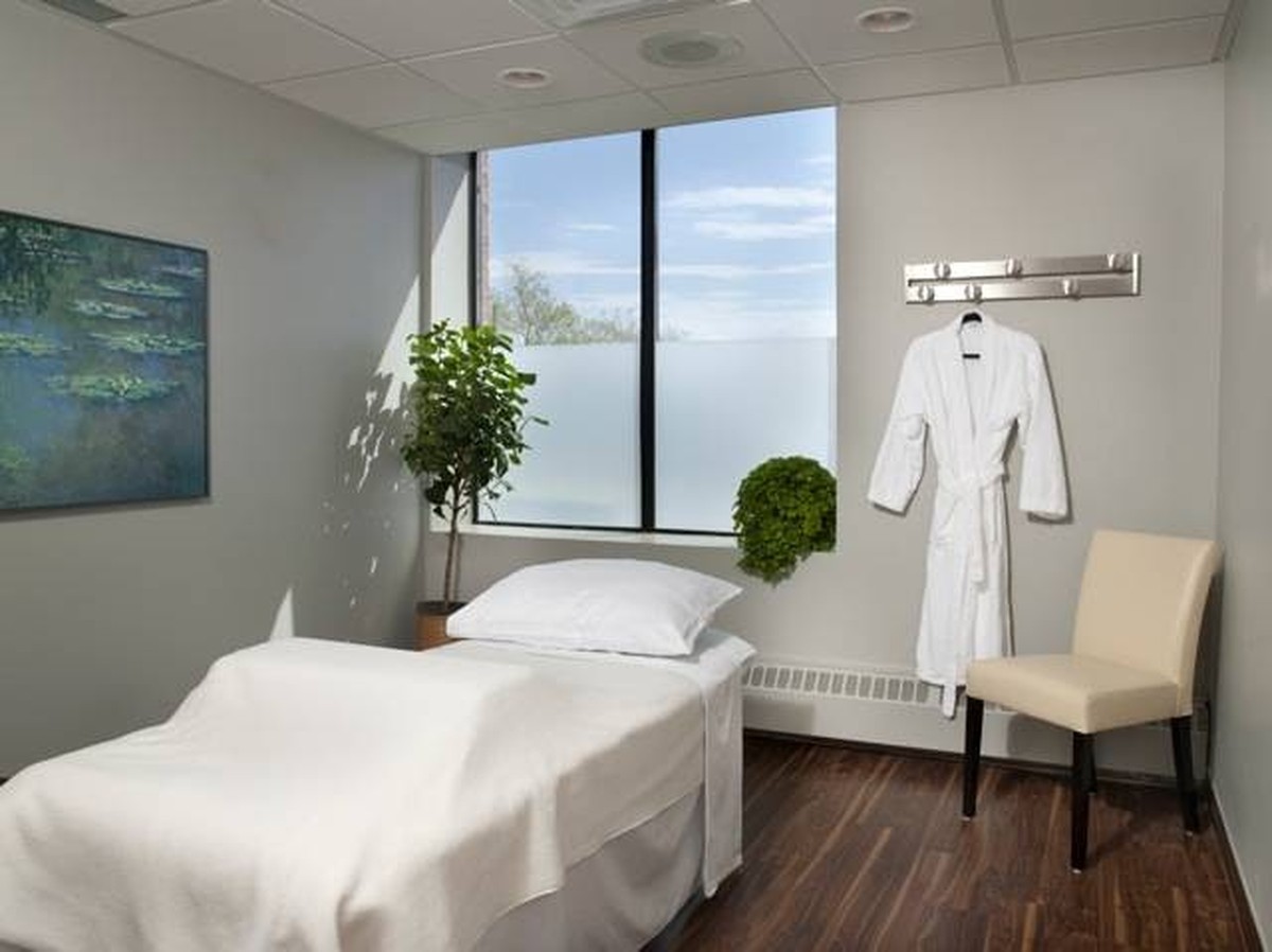 Lymphatic Drainage Massage in Edmonton: The Complete Guide to Benefits, Cost, and Where to Go Lymphatic Drainage Massage in Edmonton: The Complete Guide to Benefits, Cost, and Where to Go